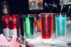 杭州不喝酒的夜场招聘包厢陪唱,应聘联系方式是什么
