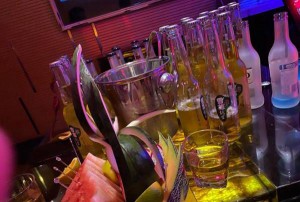 杭州富阳区东洲街道附近夜总会招聘包厢陪唱,接受新人的