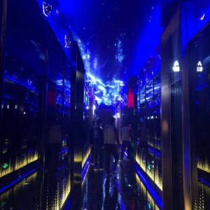 杭州有小费拿的酒吧招聘包厢管家,薪资待遇包括基本工资外还有其他福利吗？